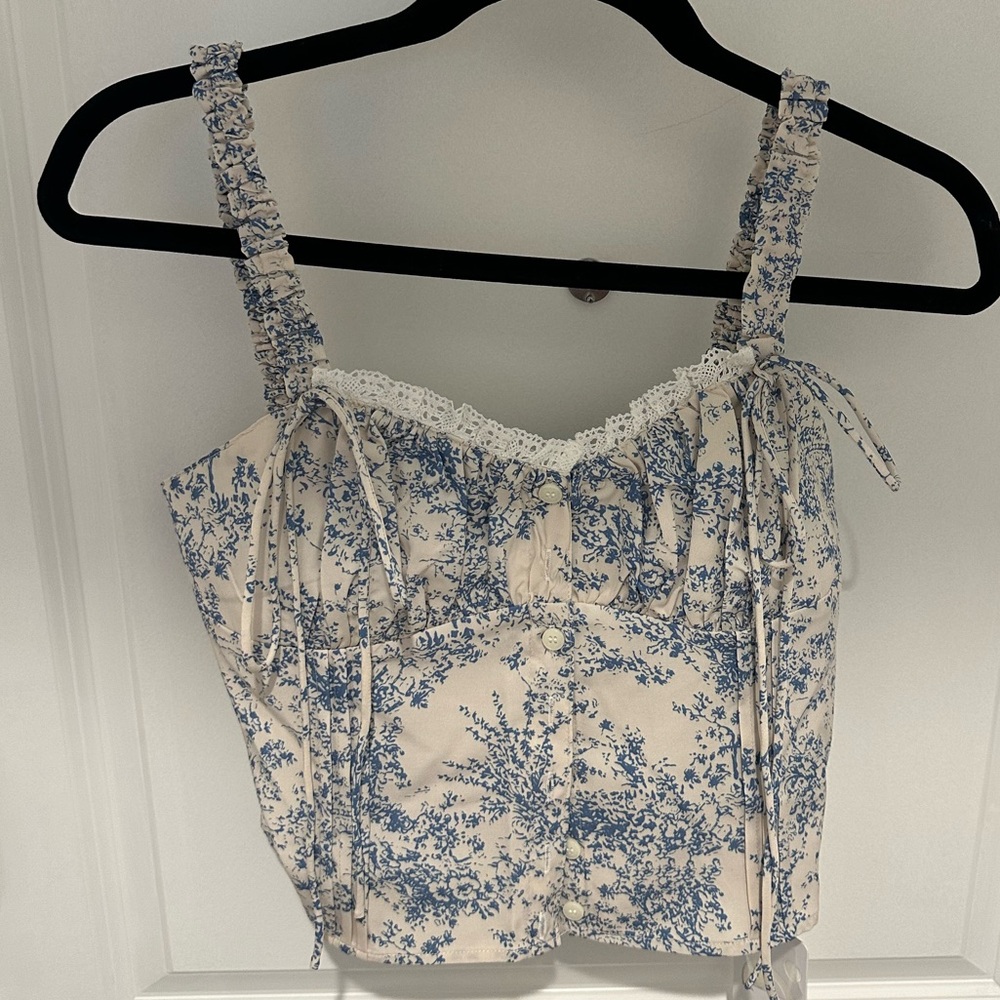 Floral printed cami, blue and cream, new with tags, size L